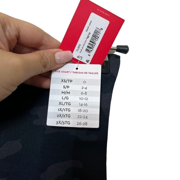 SPANX Camo Look At Me Now High Waist Seamless Legging Womens Size Small Revolve - Picture 10 of 11